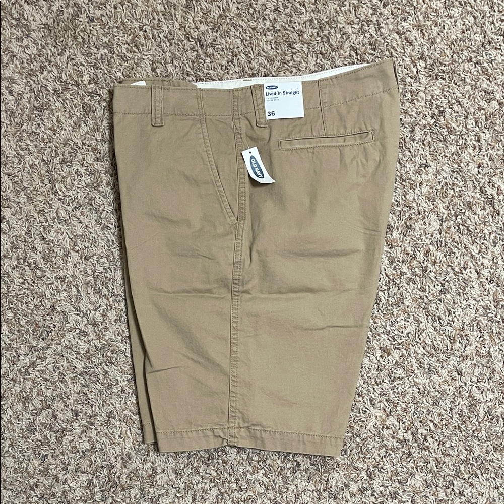 Old Navy Men's Khaki Flat Front Shorts